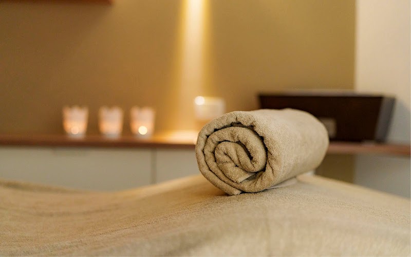 Massage & Cosmetic by Iris Merano