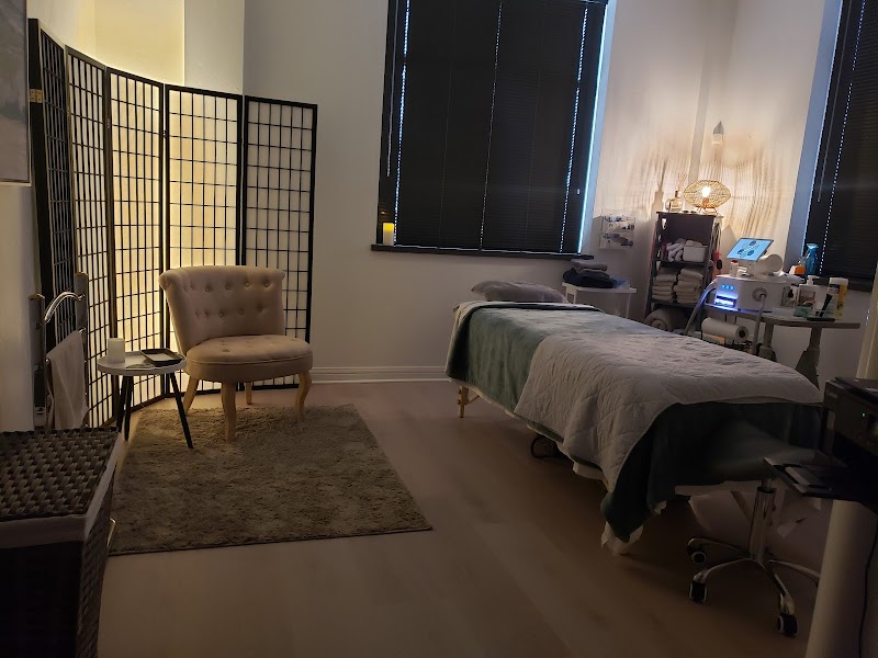 Massage for a Healthy Life - Becky Bishop Green Bay - Day Spa in Green Bay