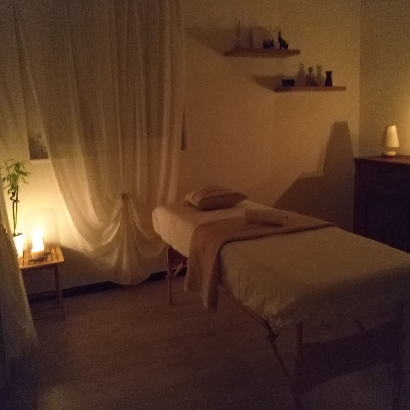 Massages Bien-Être et Énergétiques Saint-Michel-Chef-Chef - Day Spa in Saint-Michel-Chef-Chef