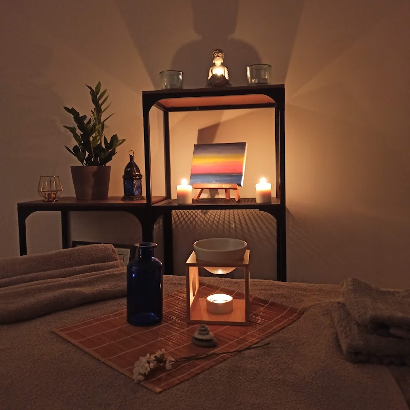 MASSAGES//MASAJES EN EL CENTRO DE MALAGA - JAVI MONTAÑEZ Malaga - Medical Spa in Malaga