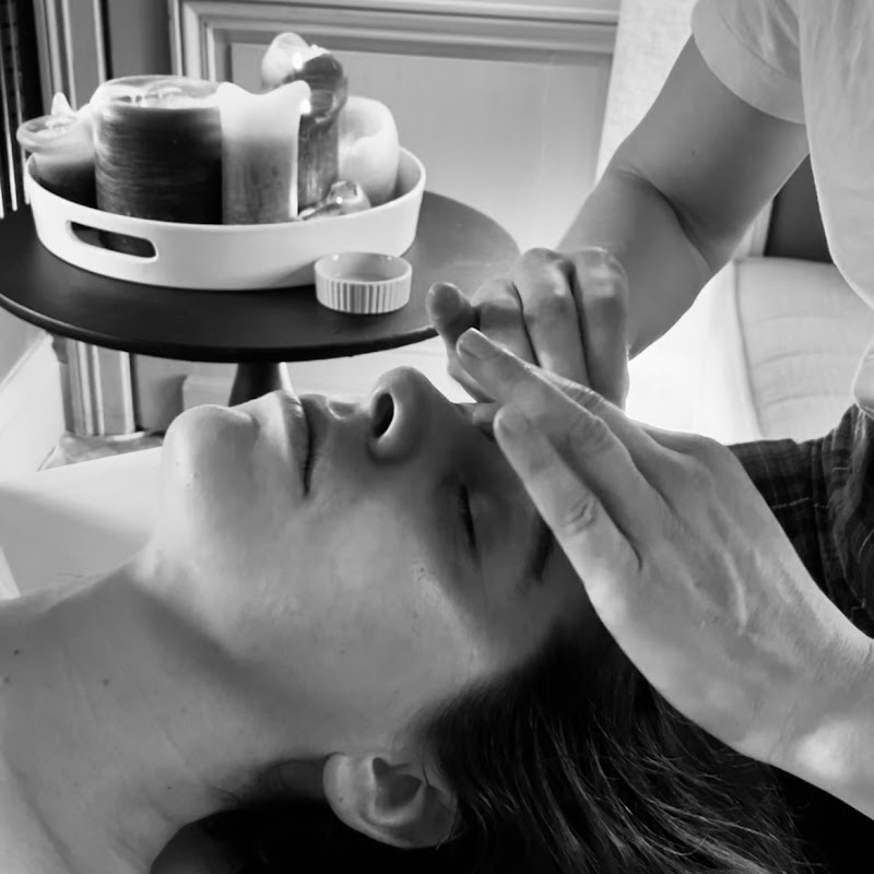 Matherapy Renata Franca Wimille - Wellness Retreat in Wimille