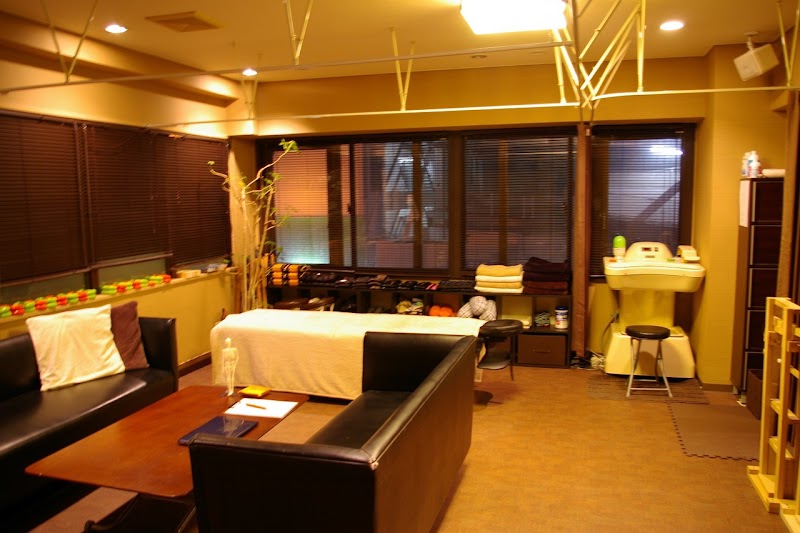 Meets Seitai / Mugwort Steam / Esthe Niigata City Chuo Ward - Day Spa in Niigata City Chuo Ward