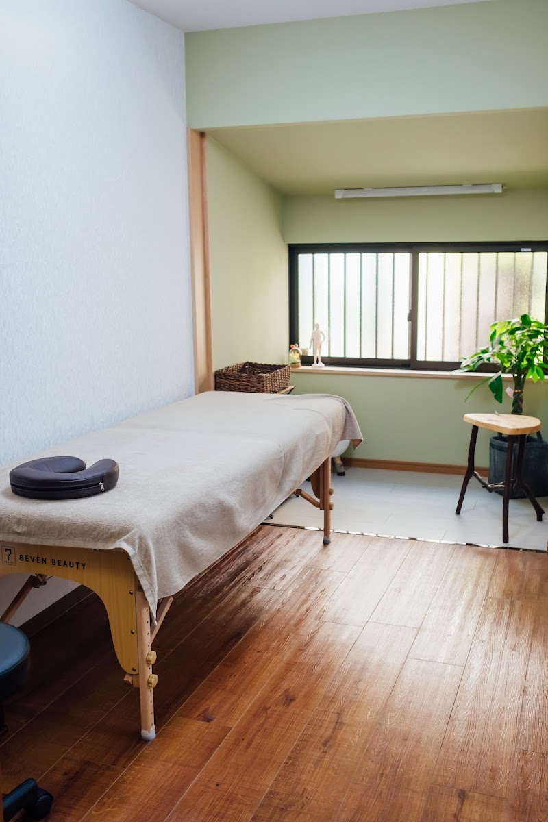 Meikido Acupuncture Massage Clinic Yokosuka City - Day Spa in Yokosuka City