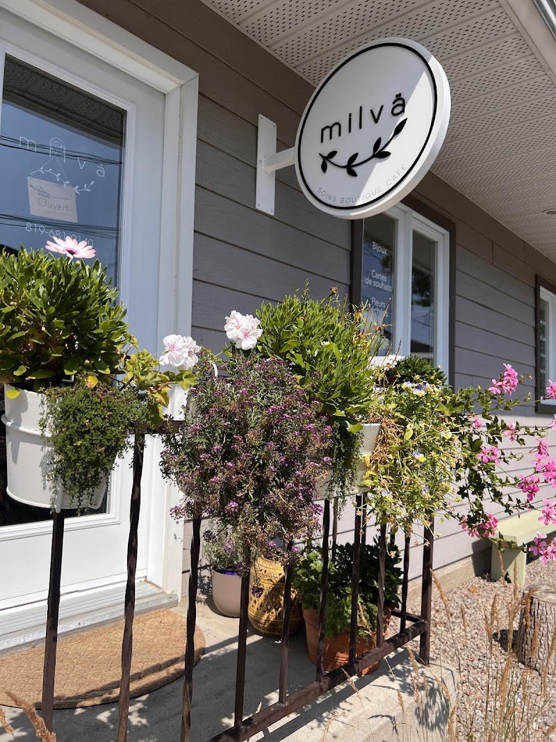 Milva Cafe Boutique Massotherapie Mont-Tremblant - Day Spa in Mont-Tremblant