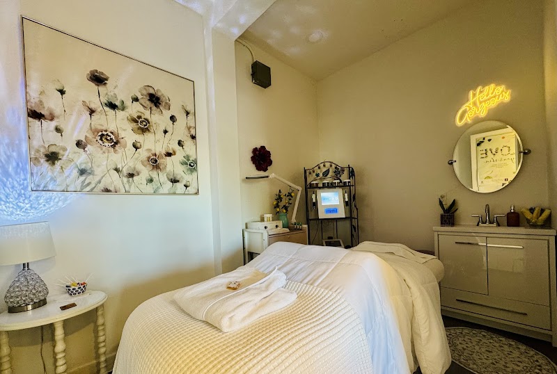 Mint Your Health Place & Spa Pitt Meadows - Day Spa in Pitt Meadows