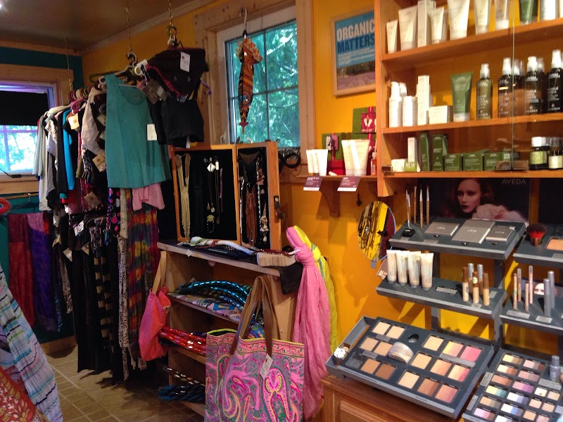 Miss Daisy Esthetics Massage & Boutique Qualicum Beach - Day Spa in Qualicum Beach