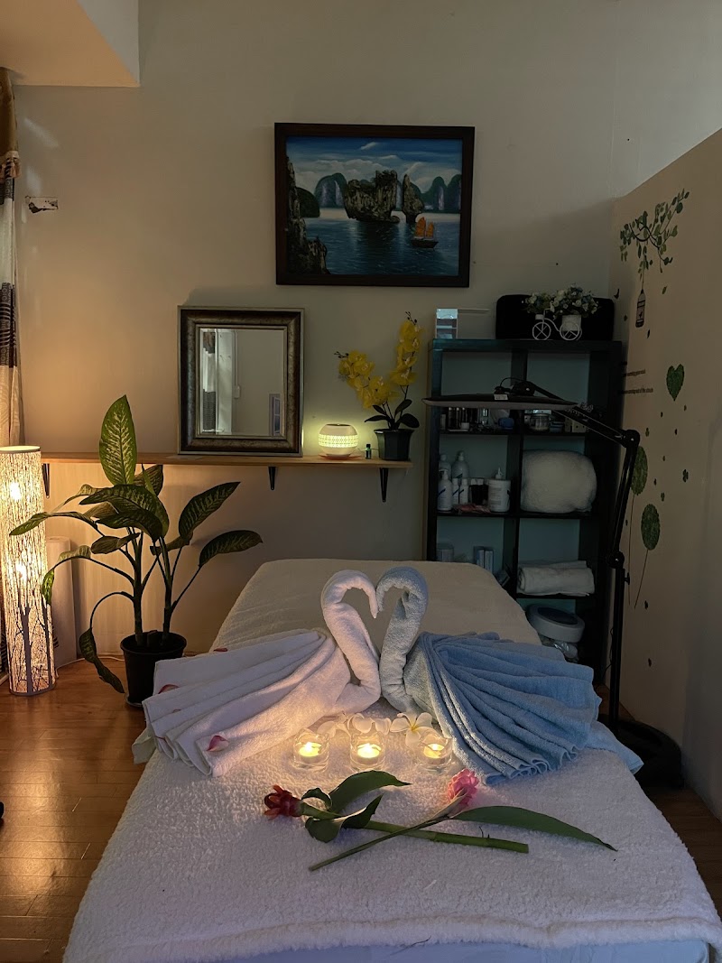 Miss saigon massage Darwin - Day Spa in Darwin