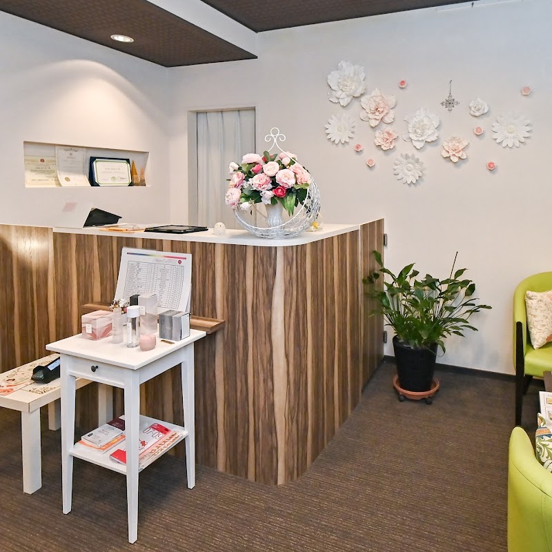 Moi-meme - Bust Up & Full Body Care Specialist Morioka - Day Spa in Morioka