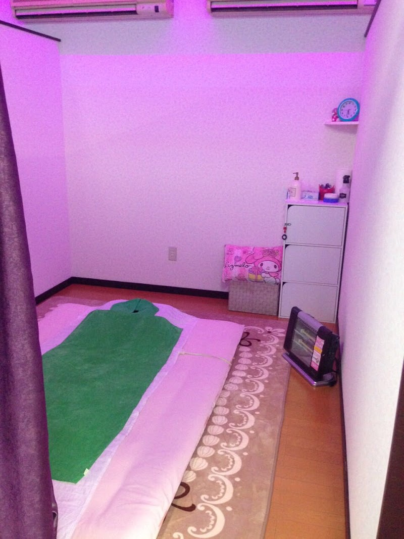 Momiyama Acupuncture, Moxibustion, Orthopedic Massage Kusatsu City - Day Spa in Kusatsu City