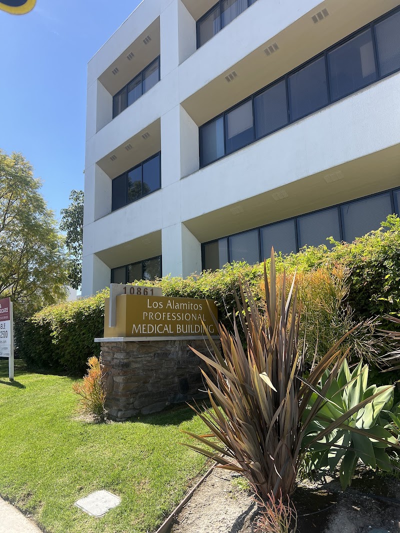 Monarqui Aesthetics and Wellness Los Alamitos - Wellness Retreat in Los Alamitos