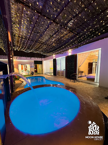 Moon House Chalet Sanaa