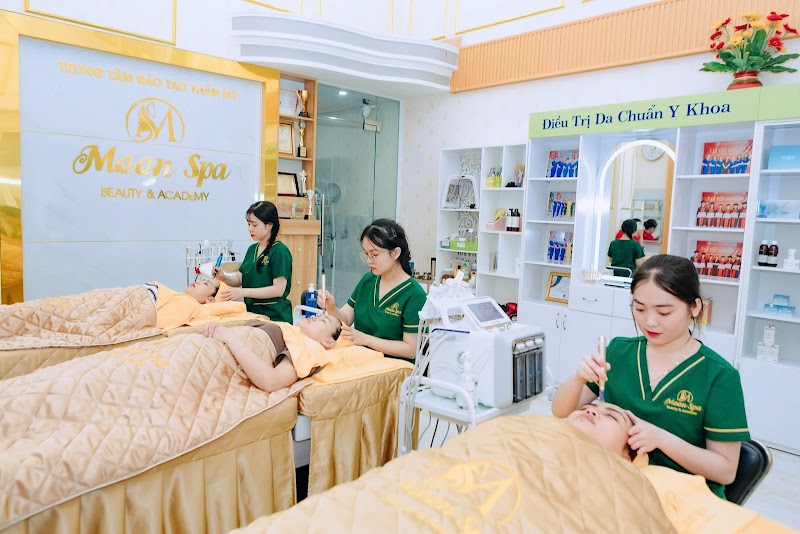 Moon - Trọn bộ Chăm Sóc và là làm đẹp sau sinh Thị Xã Phước Long - Day Spa in Thị Xã Phước Long