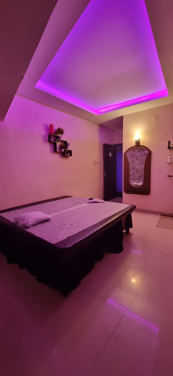 Kolkata munmun massage parlour - Day Spa in Kolkata