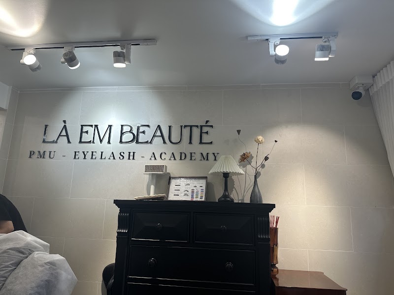 MỤP Eyelash-Chuyên Nối Mi Giá Rẻ Cần Thơ Quận Cái Răng - Day Spa in Quận Cái Răng