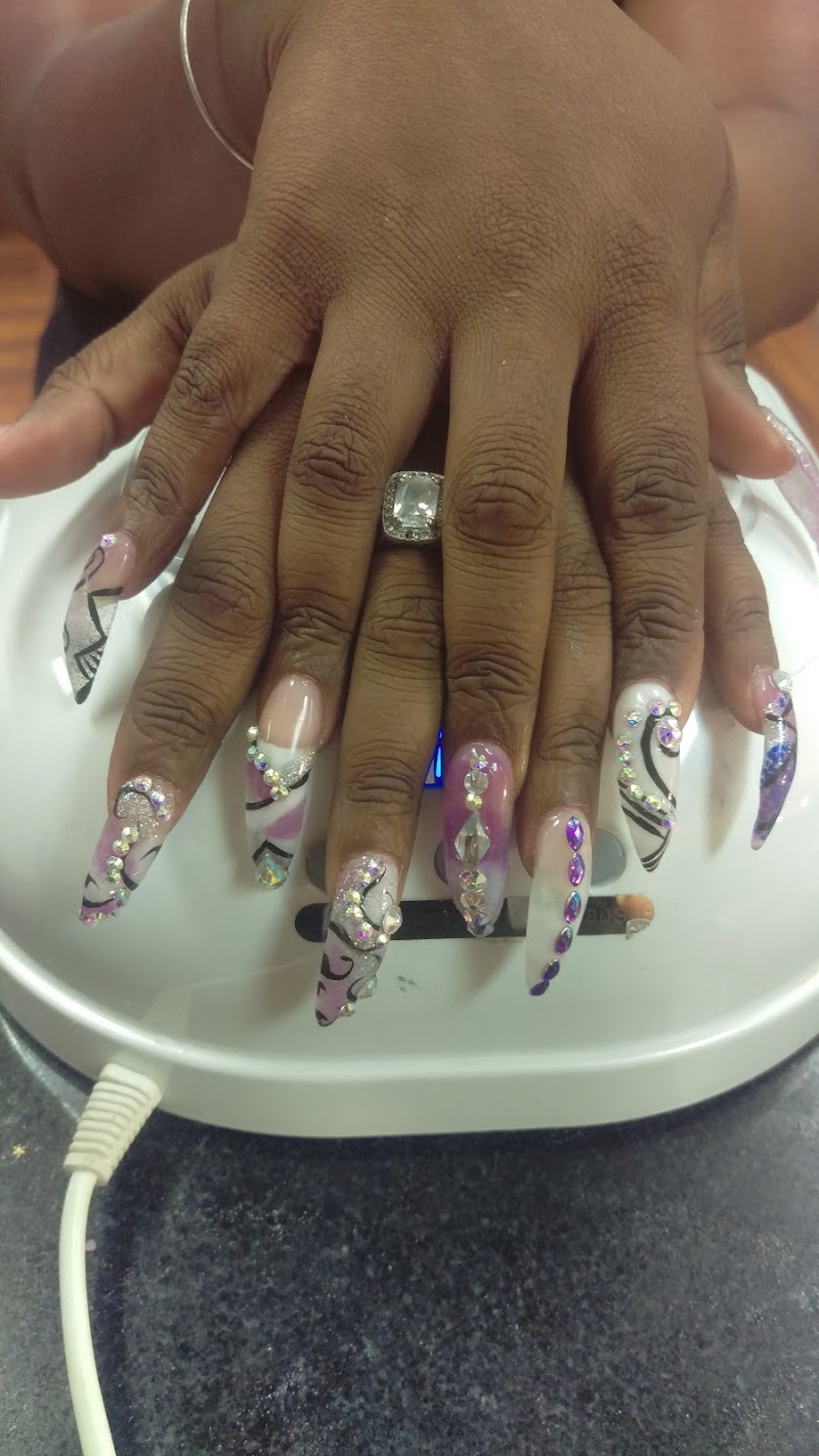 Mz Piggie Spa Buffalo - Day Spa in Buffalo