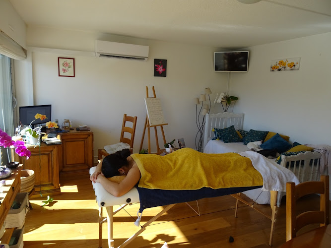 NadiaTherapeuteHolistique Saint-Benoît