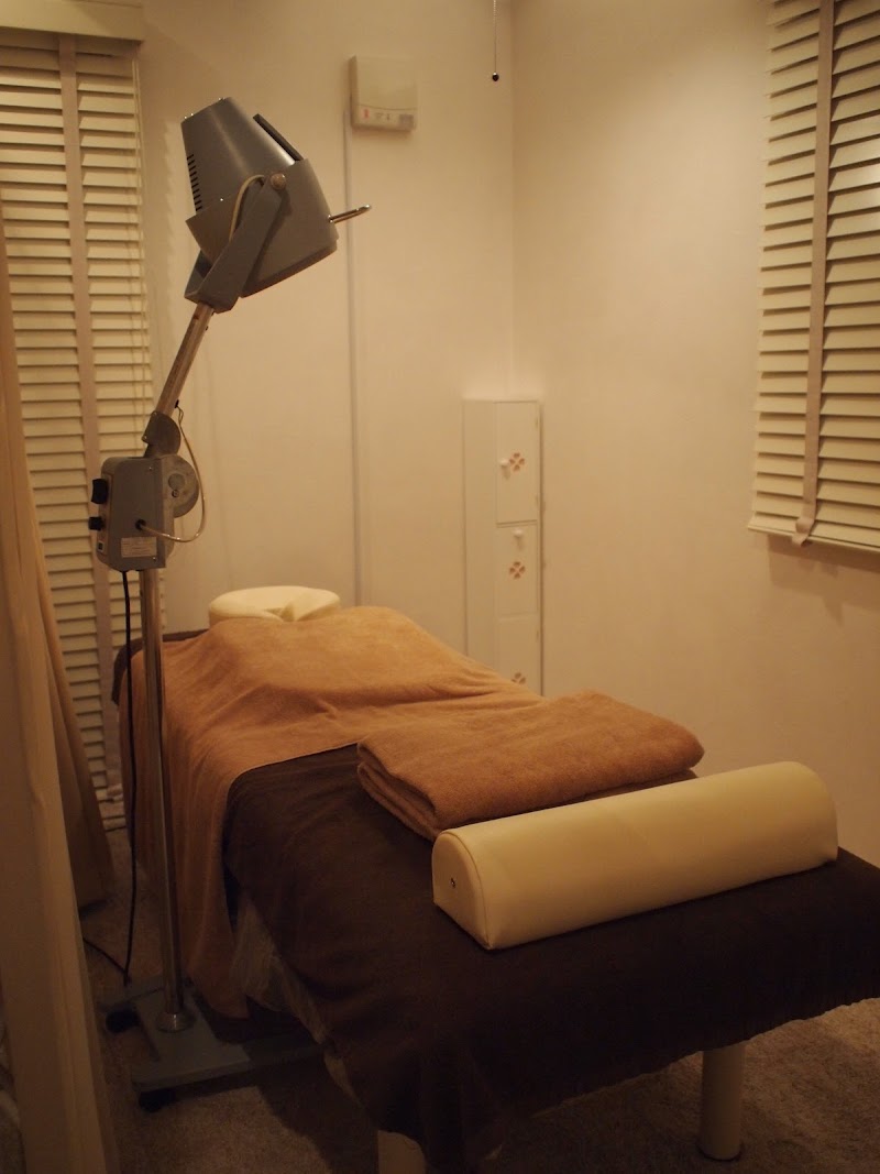 Nagano City [Osada Acupuncture Orthopedic Clinic] Shoulder Stiffness, Back Pain, Headache Treatment, Massage - Day Spa in Nagano