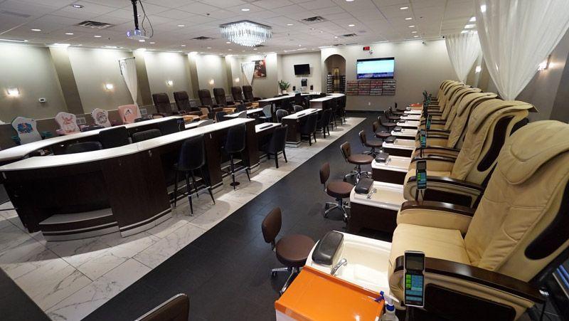 Nail Bar and Spa Lakeville - Day Spa in Lakeville