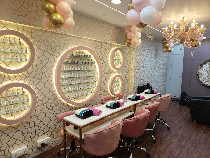 Nail Spa Mumbai photo
