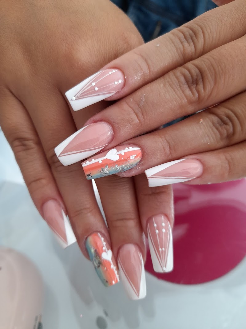 NanaLú Spa De Uñas Cali - Wellness Retreat in Cali