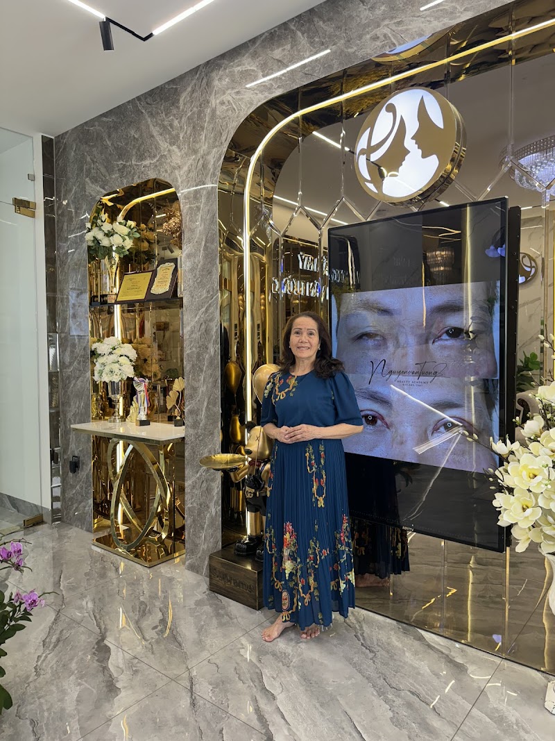 Nâng mũi thẩm mỹ Nha Trang - tiêm Filler - Day Spa in Nha Trang