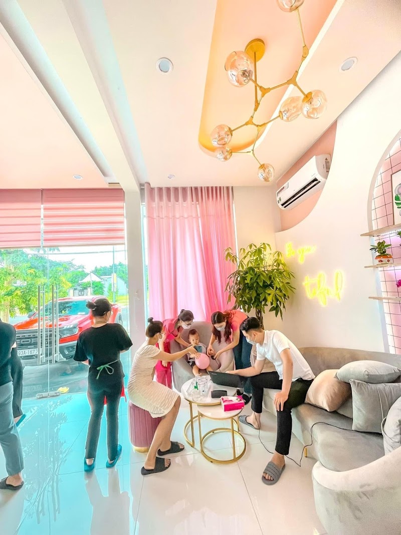 Nanny Mom & Baby Care - Spa chăm sóc Mẹ và Bé tại Bình Phước Đồng Xoài - Day Spa in Đồng Xoài