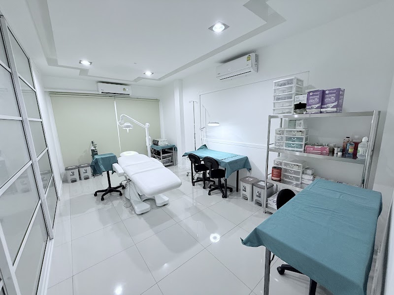 Natcha Muephet, Complete Beauty Science Samut Songkhram - Day Spa in Samut Songkhram