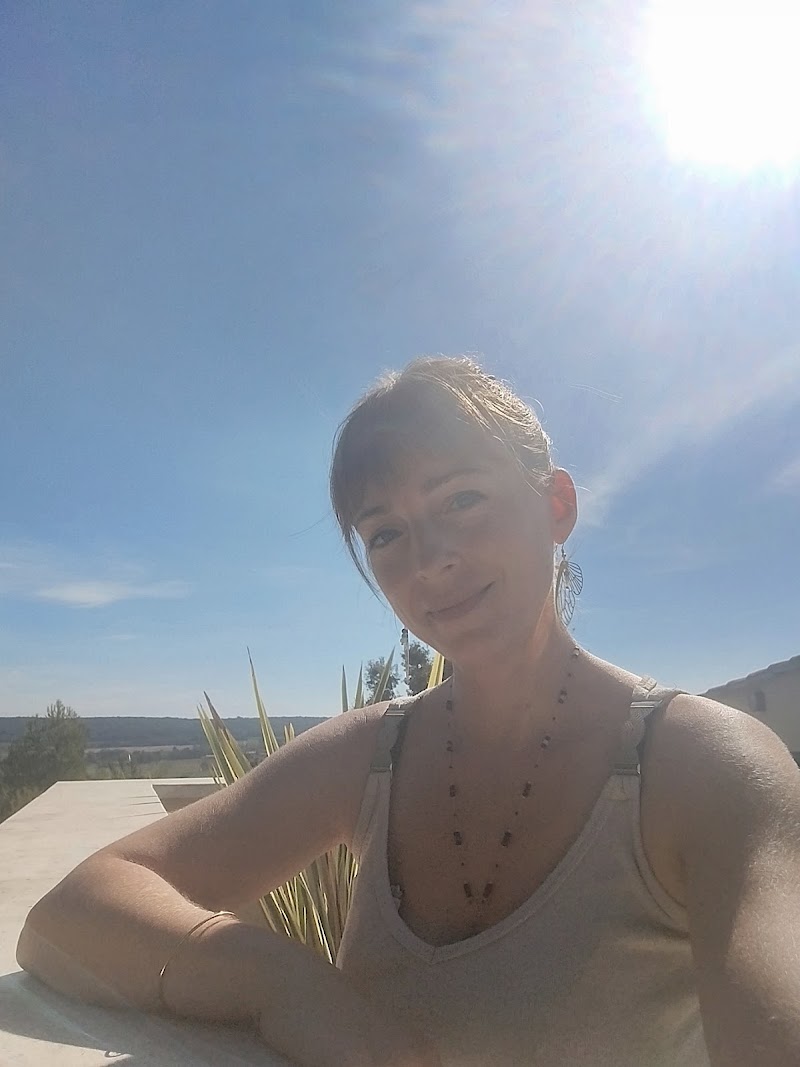 Naturel and Zen Saint-Hippolyte-de-Montaigu - Day Spa in Saint-Hippolyte-de-Montaigu