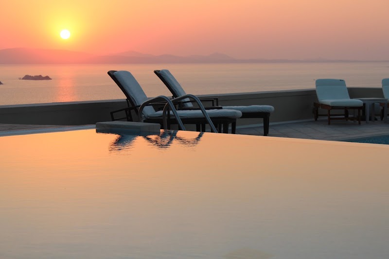 Naxos Tower Resort - Resort Spa in Naxos