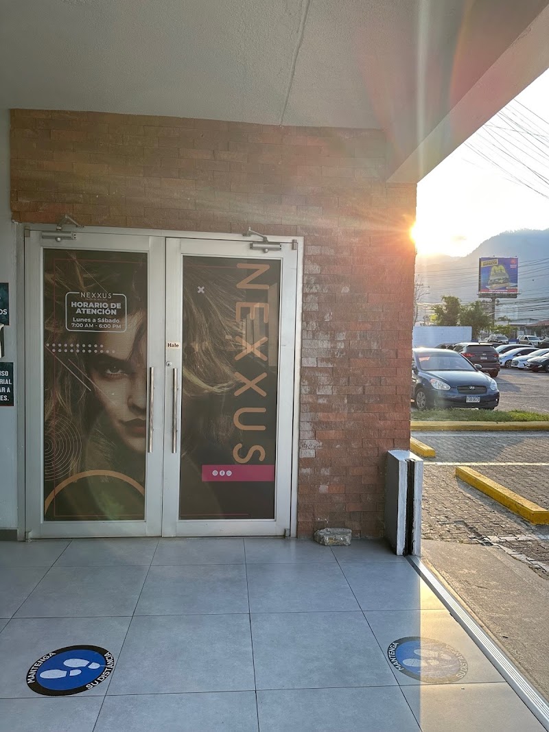 Nexxus Salon San Pedro Sula - Day Spa in San Pedro Sula