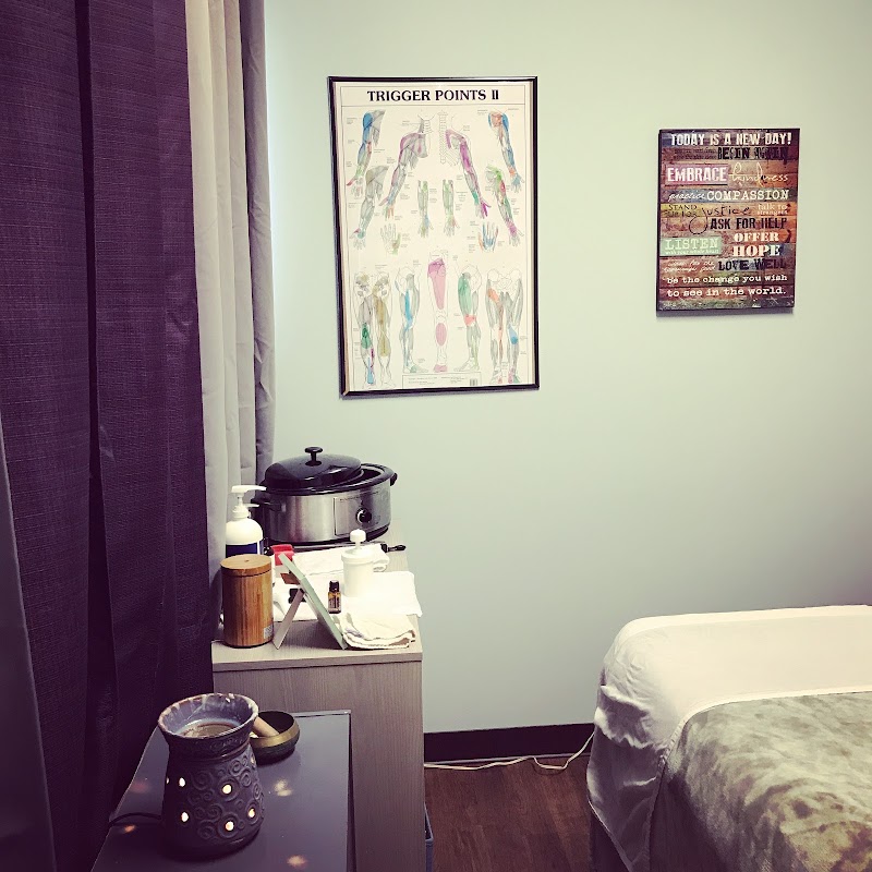 Nikki Warner, LMT Clyde - Day Spa in Clyde