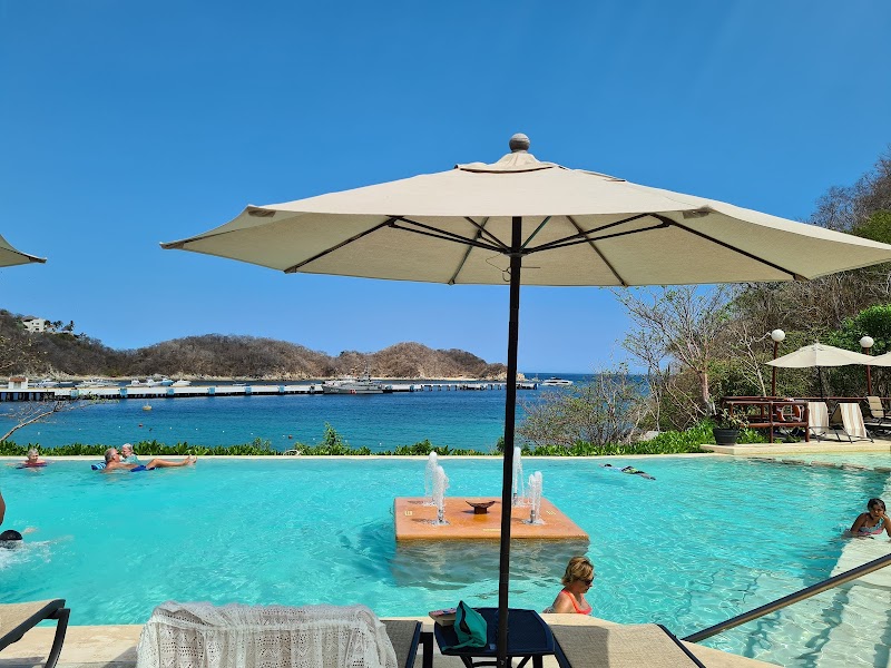 Nirú Beach Club Huatulco - Day Spa in Huatulco