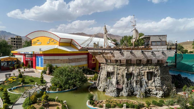 Noor Revolving Restaurant & Hall Mahallat