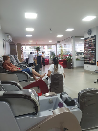 North Face Cabelo, Unhas e Estetica Goiânia - Day Spa in Goiânia