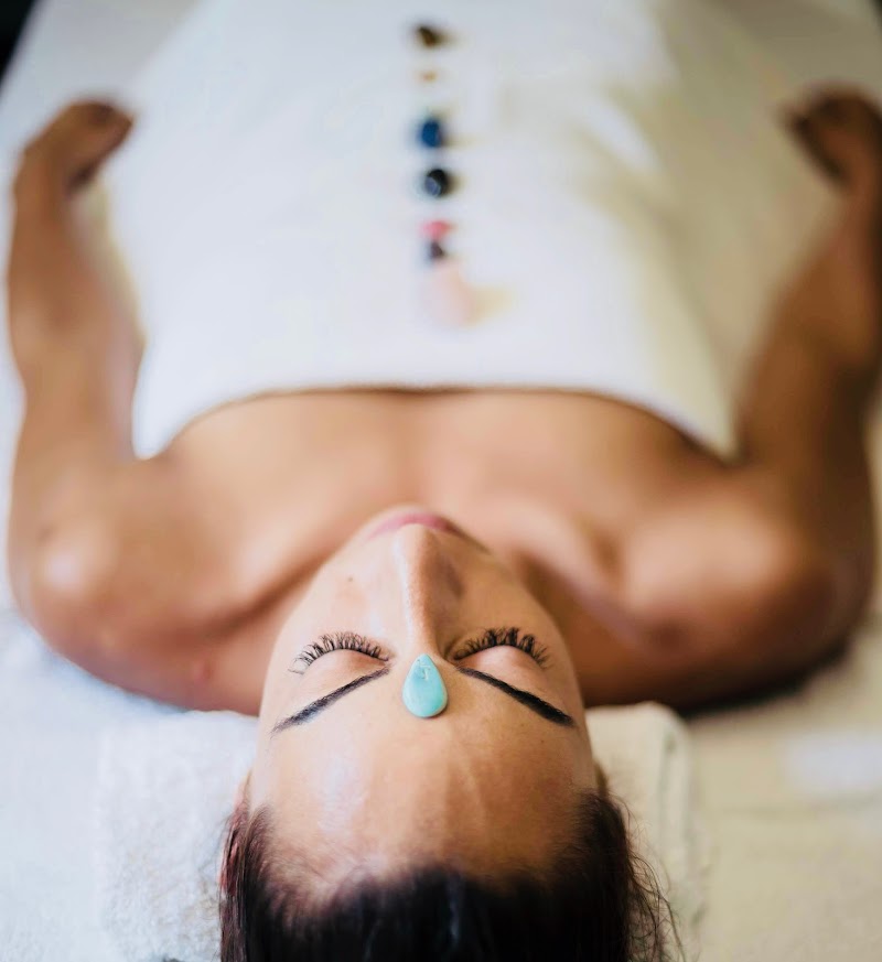 Nour Tao Massage Georgiou 'A 99 - Day Spa in Georgiou 'A 99