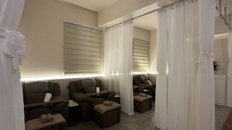 O'live Lounge Spa & nail Yangon