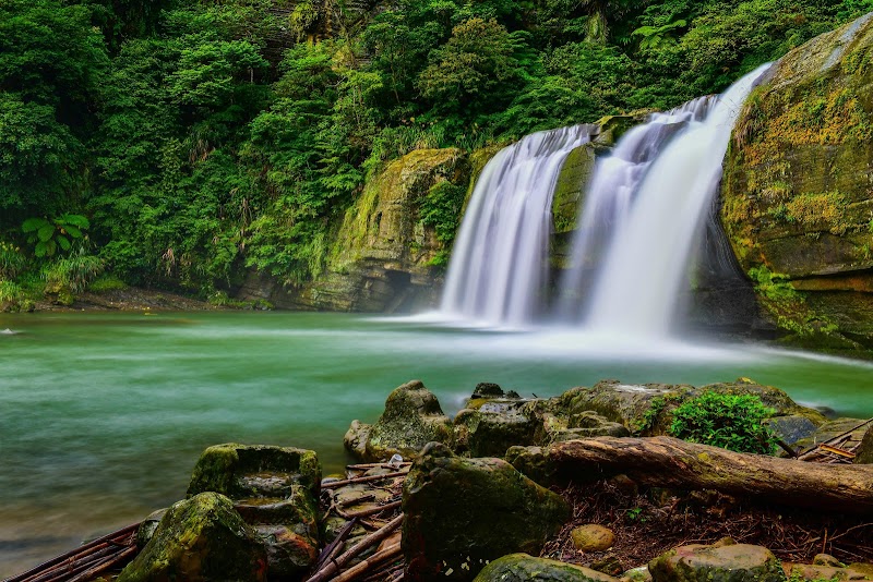 Oasis Skincare: Patricia Riddle, MD Summerville - Day Spa in Summerville