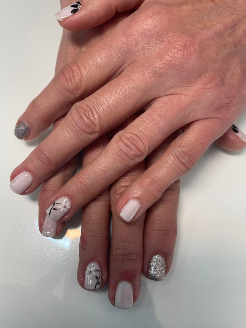 Ocean Aesthetics Wellness, Beauty and Hair Struisbaai - Wellness Retreat in Struisbaai