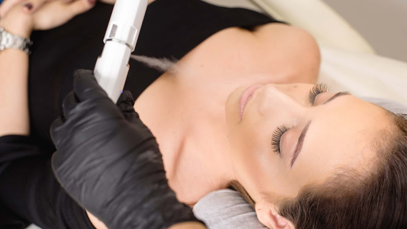 OH La Lashes by Ross Nicaragua Managua - Day Spa in Managua