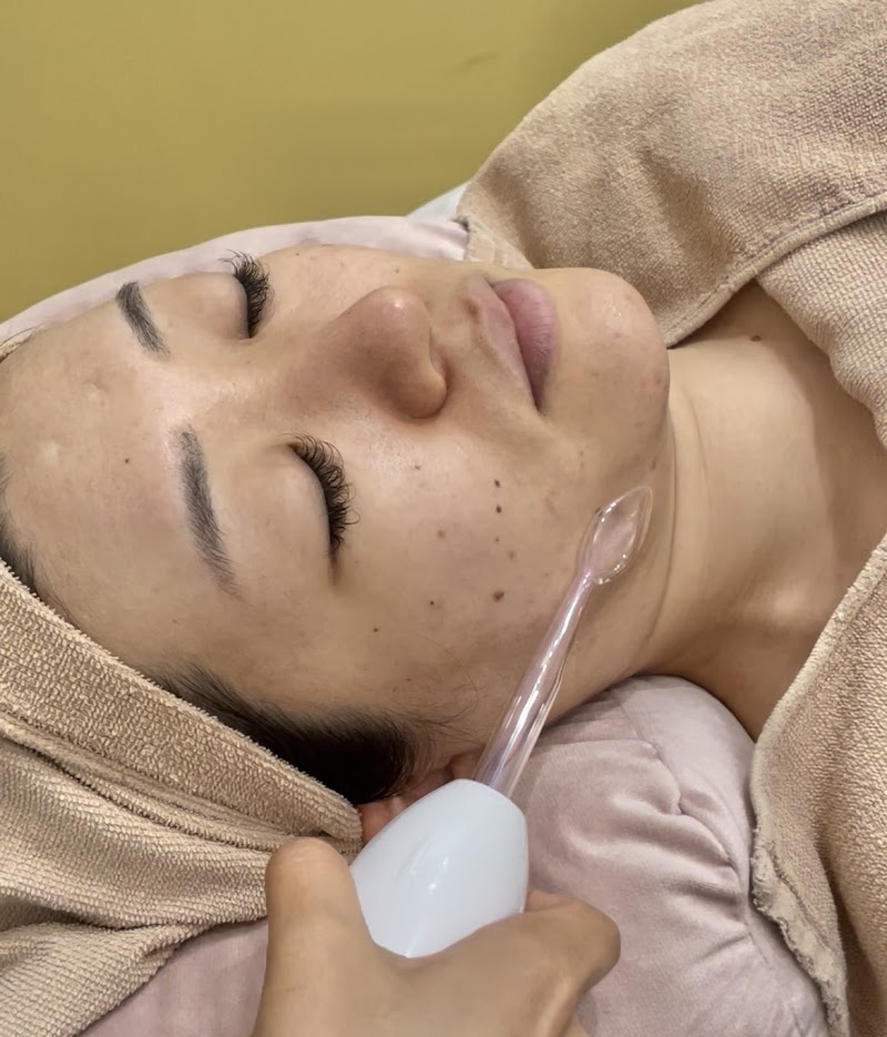 Oliss Fukuoka Tenjin Store Fukuoka City Chuo Ward - Day Spa in Fukuoka City Chuo Ward