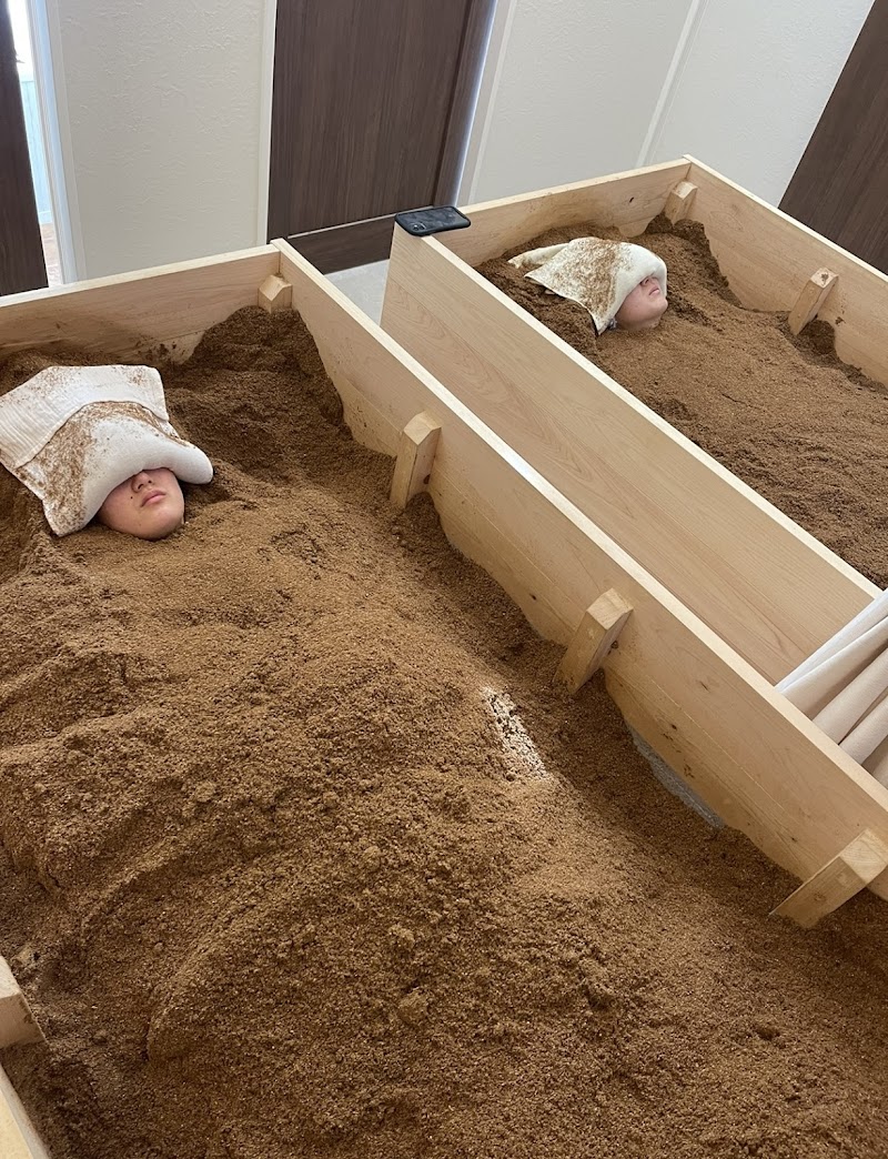 Kobe City Nagata Ward &On (And On) Kobe Enzyme Bath - Day Spa in Kobe City Nagata Ward