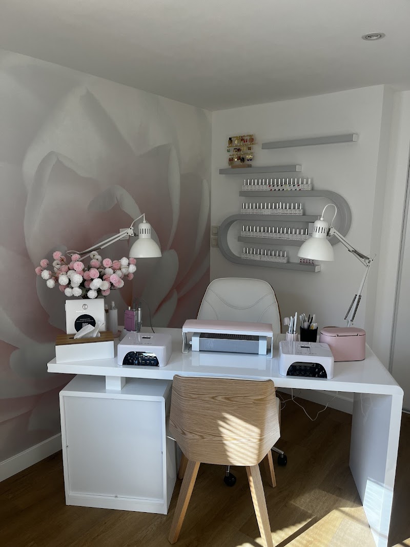 Ooh les filles head spa et beauté des mains Dompierre-sur-Mer - Wellness Retreat in Dompierre-sur-Mer