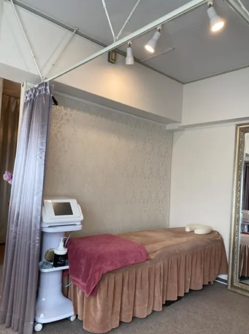 Osaka Fukushima Herbal Healthcare Salon Fleur Kita Ward, Osaka - Day Spa in Kita Ward, Osaka