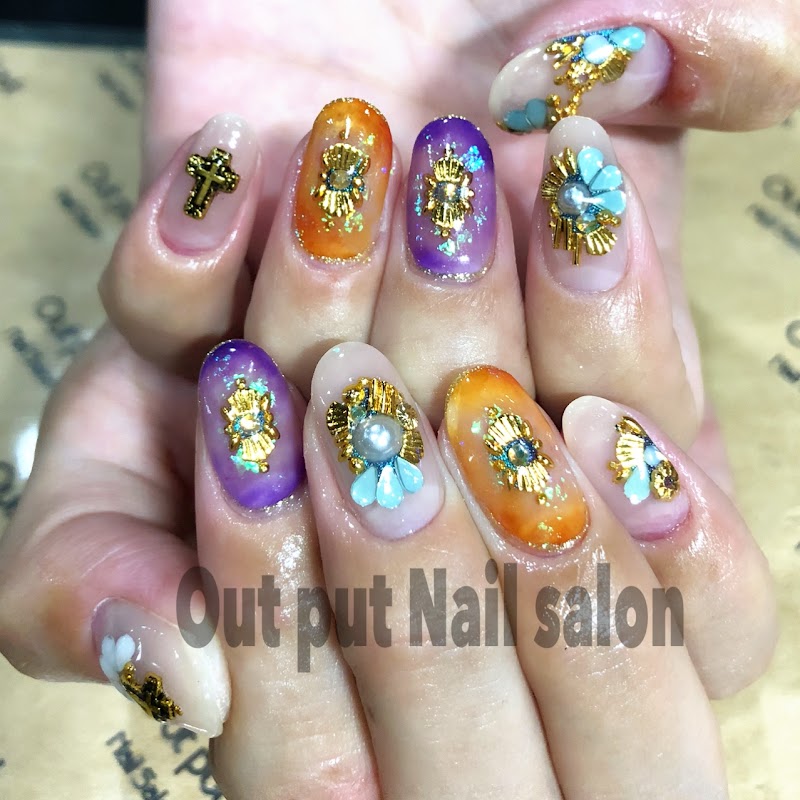 Output Nail Salon Kobe City Hyogo Ward - Day Spa in Kobe City Hyogo Ward