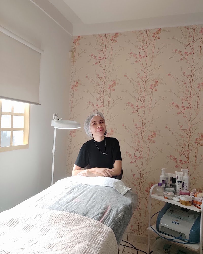 Pâmela Canelada Estética Pederneiras - Wellness Retreat in Pederneiras