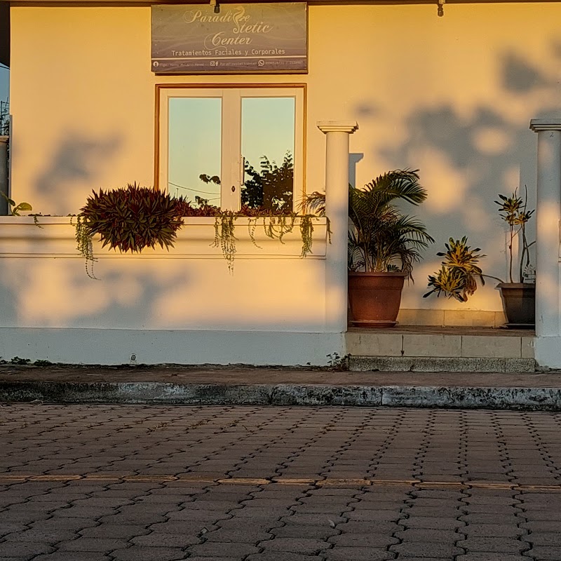 Paradise Stetic Center Galapagos - Wellness Clinic in Galapagos