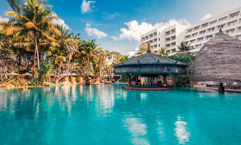 Paradox Resort Phuket - Resort Spa in Phuket