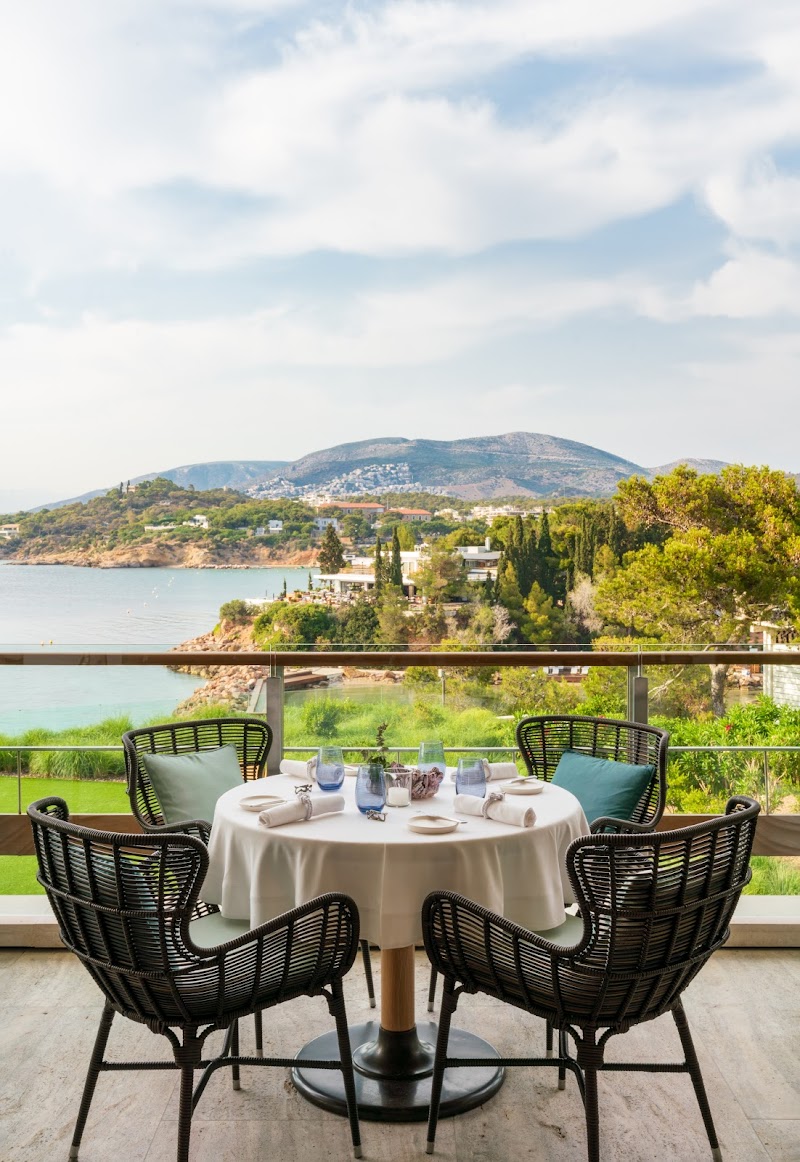 Paranges Vouliagmeni - Thermal Spa in Vouliagmeni