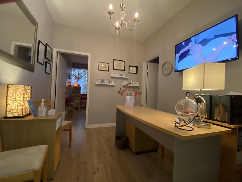 Parto's Rejuvenation center North Vancouver District - Day Spa in North Vancouver District