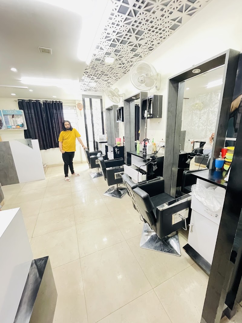 Perfect scissor unisex saloon spa Ajmer - Day Spa in Ajmer